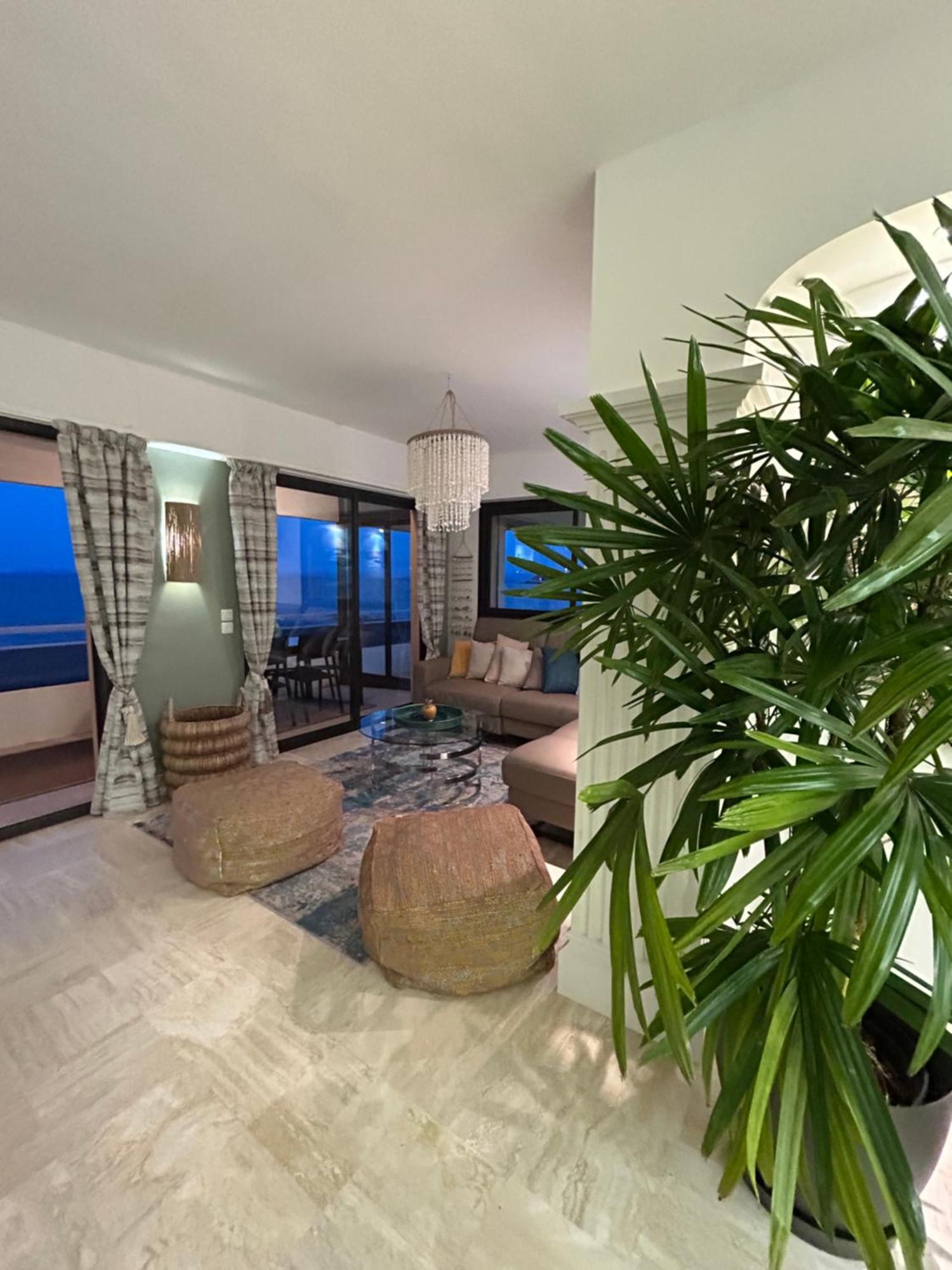 Premium Sea Front Apartment Le Lavandou Zewnętrze zdjęcie